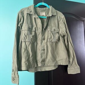Women’s American Eagle Medium Green Army Jacket Cargo (PRICE NEGOTIABLE)